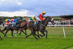 270825-Race 6-Filey Beach-6803