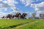 100426-Race 5-Myal-5961