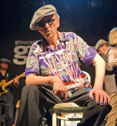 Dexys Play Gloucester's Guildhall portfolio