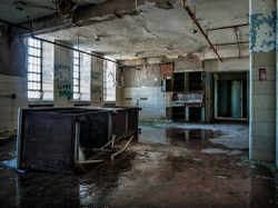 Kings Park Psychiatric Center | Frozen Floors