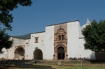 Façade & capilla abierta