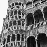 Scala Contarini del Bovolo, Venice
