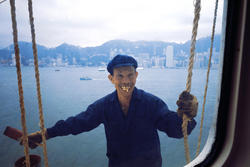 KM-63 The ship painter with the golden teeth - 1978