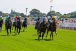 130625-Race 2-Carnation Queen-8624