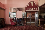Fallside Hotel (Niagara Falls, NY) | Misty's Lounge Entrance