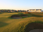 Carnoustie 16th Green bunkers par3