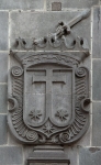 Façade escutcheon (left)
