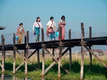 Inlay Lake village people