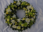 21 - Medium wreath - Chrysanthums