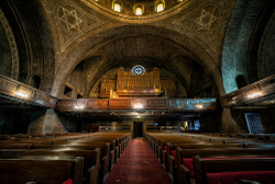 B'Nai Jeshurun Synagogue/Hopewell Baptist Church | Entrance View