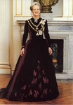 (D-1)    Queen Margarethe II