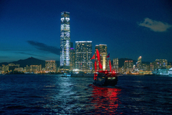 The Aqua Luna sails off to West Kowloon & the ICC - DSC_5280