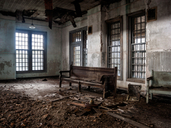 Abandoned Taunton State Hospital (Taunton, MA) | Dayroom Blues