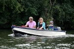 090704 BLUE RIM MOTORBOAT IMG_1041