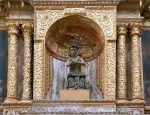 Second tier, central niche