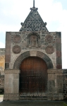 San Andrés, SE posa, W façade
