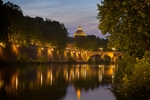 Night time on the Tiber