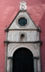 Façade portal
