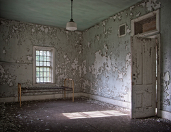 Taunton State Hospital (Taunton, MA) | Luxury Room