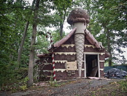 Enchaned Forest (Ellicott City, MD) | Gingerbread House