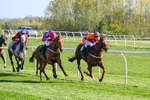220426-Race 7-Free Pic-0955