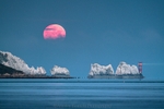 ab634 Needles summer Moonset