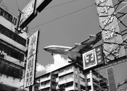 KMBW-72 Cathay arriving at Kai Tak - 1994