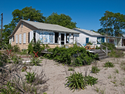 Long Beach, CT | Deserted