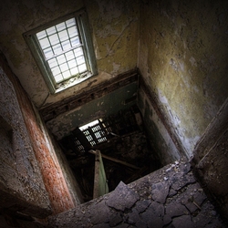 Abandoned Taunton State Hospital (Taunton, MA) | a little bit crazy