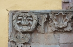 San Francisco, façade portal alfiz, detail