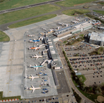 A00515D Edinburgh Airport in 2004