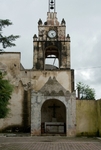 Capilla posa & turret