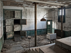 Ellis Island Immigrant Hospital | Autopsy Theater