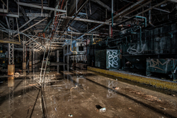 Abandoned Hudson Plant (Detroit, MI) | More Reflections