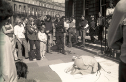 Zbigniew Warpechowskiadds his 'performance'