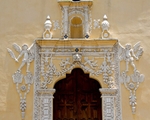Façade portal