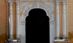 Façade portal