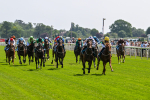 130625-Race 2-Carnation Queen-8615