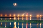 z3908 A Setting Moon over Ryde Pier