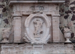 Alhóndiga de Granaditas, W portal relief