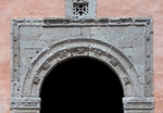 Façade portal alfiz