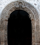 Façade portal