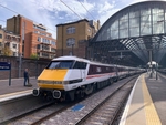 JL - 19.10.22 91130 1D17 1403 KX - Leeds