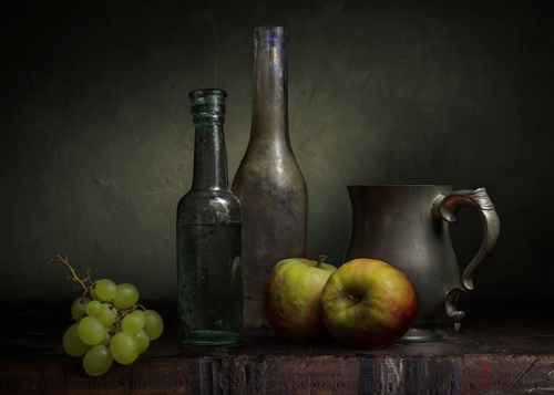 Grapes and Two Apples