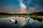 z3656 The Milky Way over Shalfleet Quay