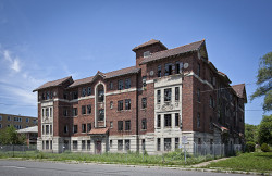 Gary, Indiana | Abandoned Mahencha Apartments