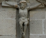 Façade, upper pediment Crucifixion