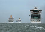 120703 SHIPS WT7A4656