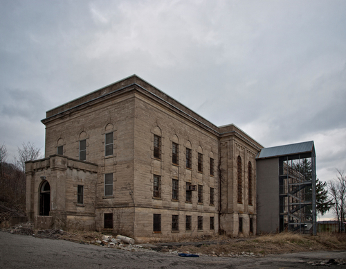 Exterior of the infirmary ward. Essex County Jail Annex, Caldwell NJ. 2008. Photograph by Matthew Christopher of Aban…