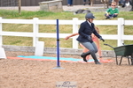 230609A-175401-01703